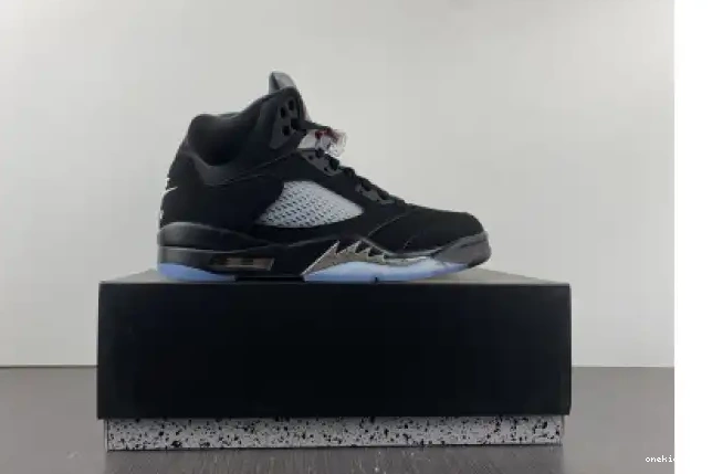 Chep Onekick METALLIC (2016) AIR 5 JORDAN 845035-003 BLACK 0509